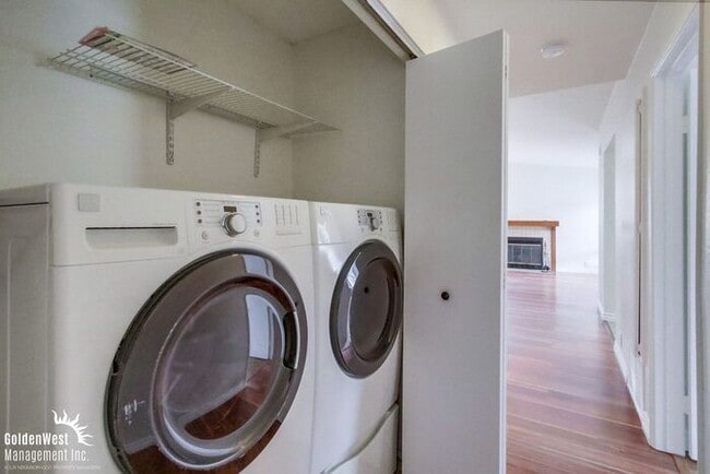 Building Photo - Beautiful 2Bdm 2Ba Condo in La Jolla Colon...