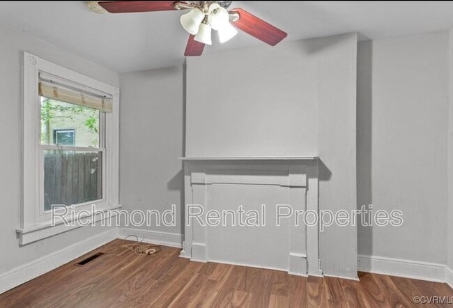Building Photo - 1828 Parkwood Ave