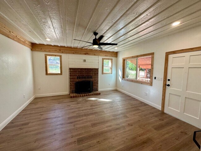 Building Photo - Stunning Renovated 2 Bedroom 2 Bathroom Farm House on 8 Acres