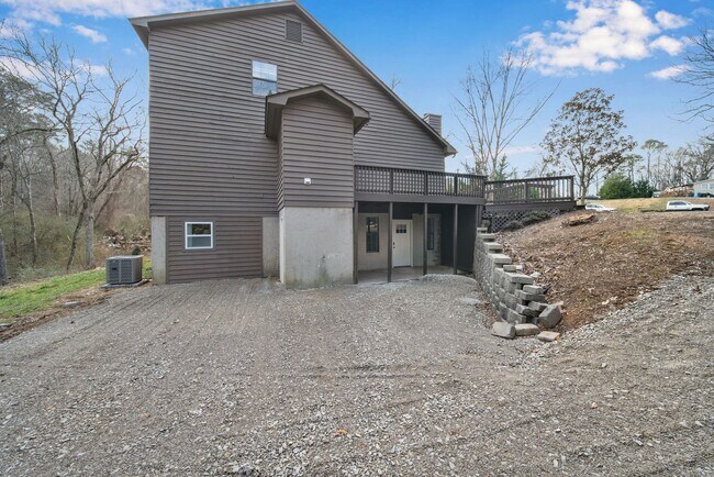 Building Photo - 6008 Champion Rd