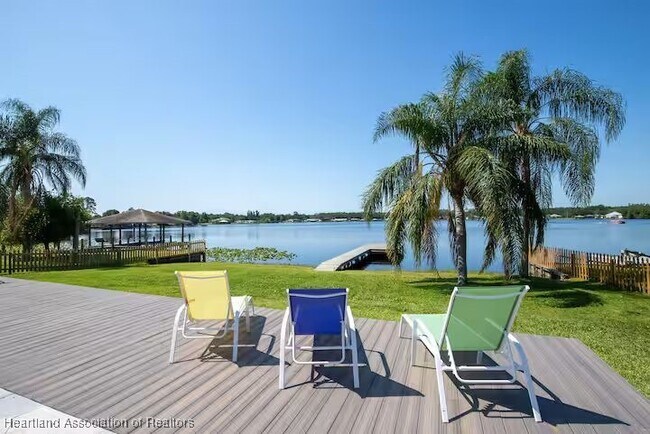 Building Photo - 3116 Tanglewylde Ave