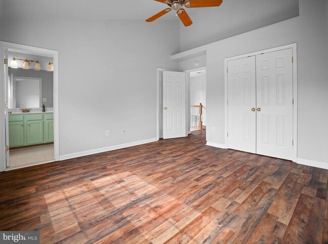 Building Photo - 44163 Azalea Ct