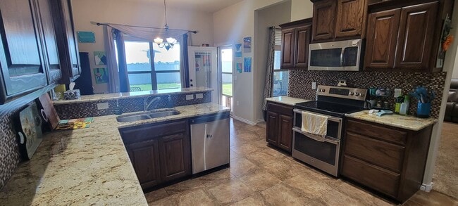 Building Photo - BEAUTIFUL HOME IN PROVIDENCE ADDITION