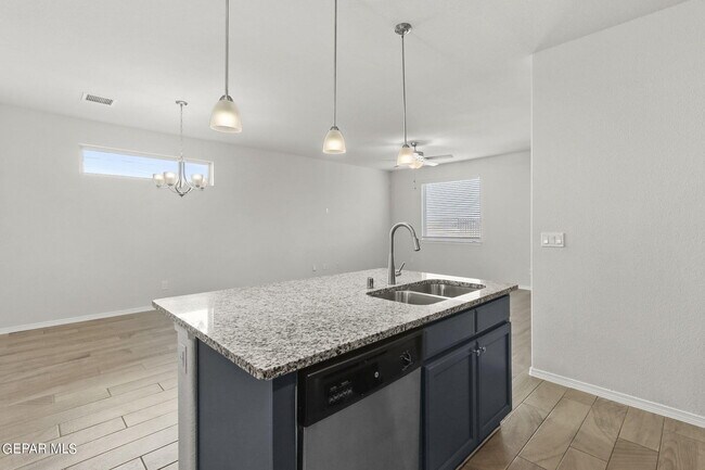 Building Photo - 7365 Frostline Pl