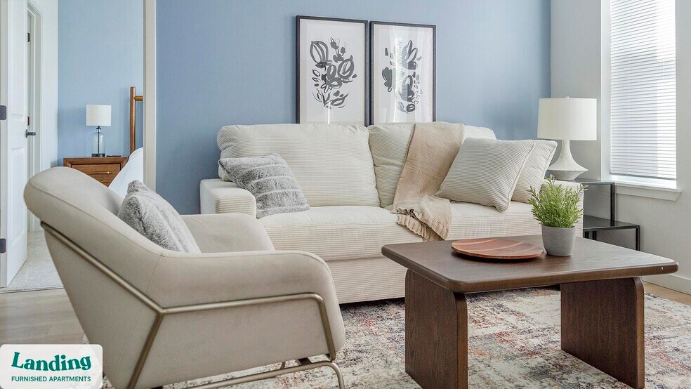 Building Photo - 650 N Main St