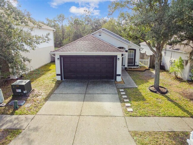 Building Photo - 30626 Birdhouse Dr