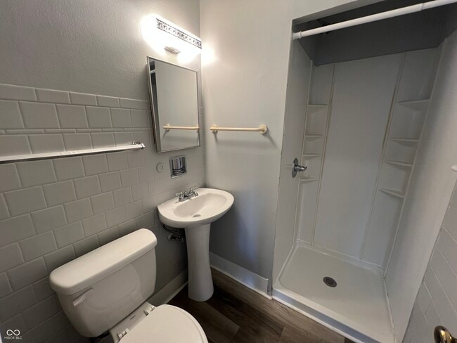 Building Photo - 77 W Westfield Blvd