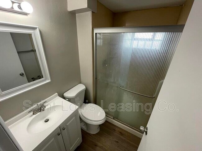 Building Photo - 1657 Ventnor Pl