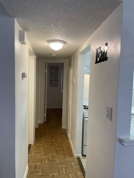 Building Photo - 38604 10th St E