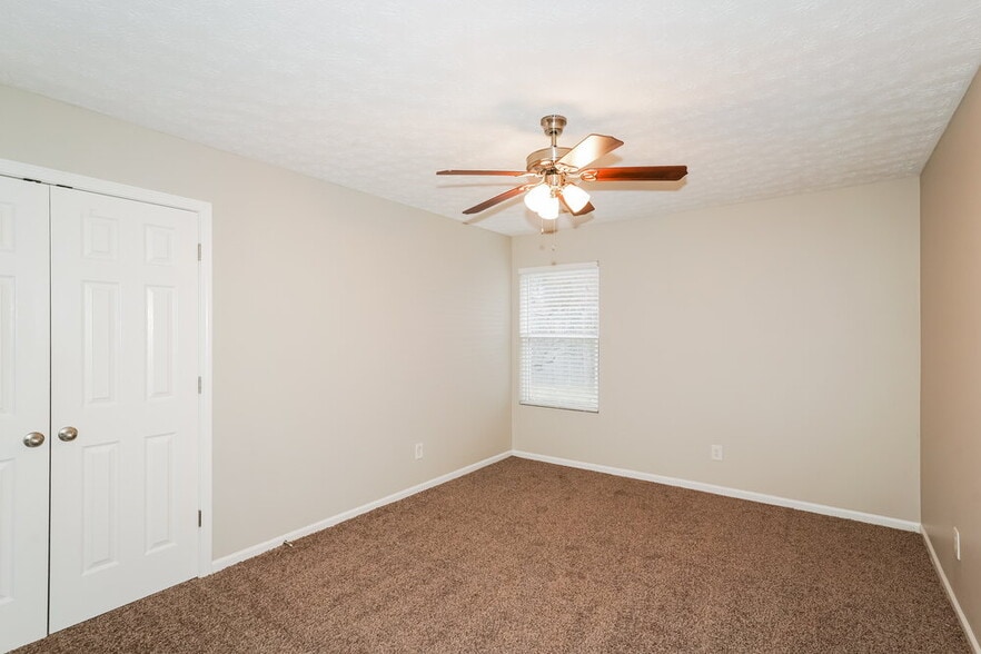 Building Photo - 3005 Fieldstone Ct