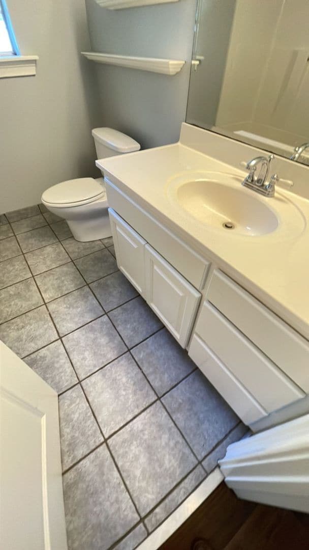 Building Photo - 3 BD 2 BA Home in the Bayou View School District of Gulfport includes LAWN CARE