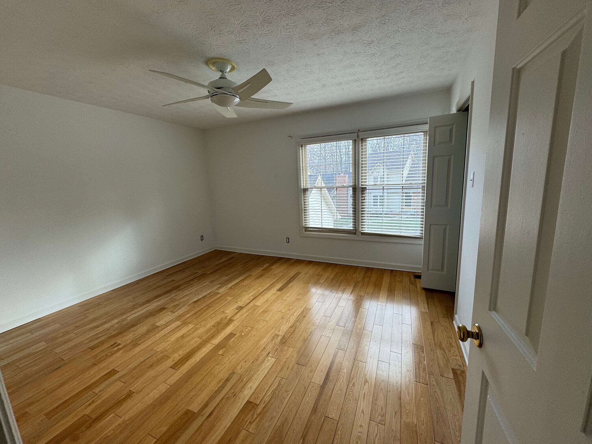 Building Photo - 1112 Greywood Dr