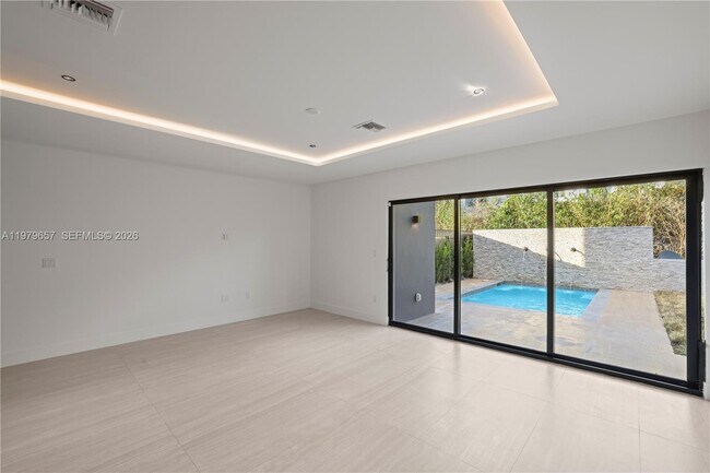 Building Photo - 3187 SW 23rd St