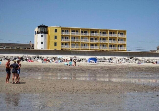 Building Photo - 703 Ocean Blvd