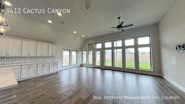 Building Photo - Spacious 4 bedroom with open layout!