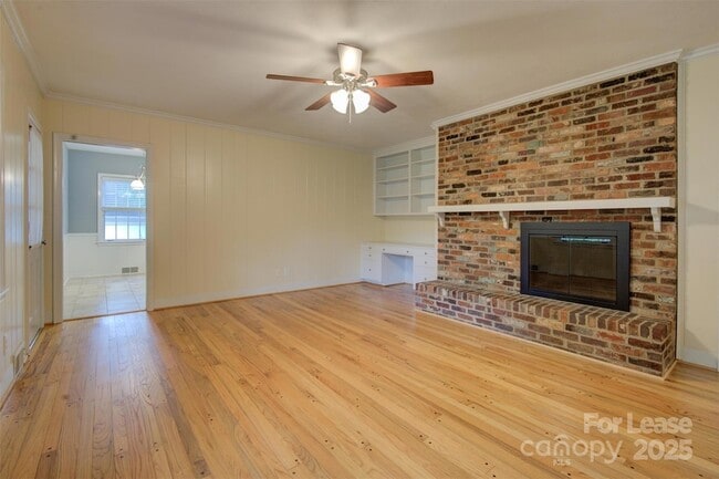 Building Photo - 4901 Gaynor Rd