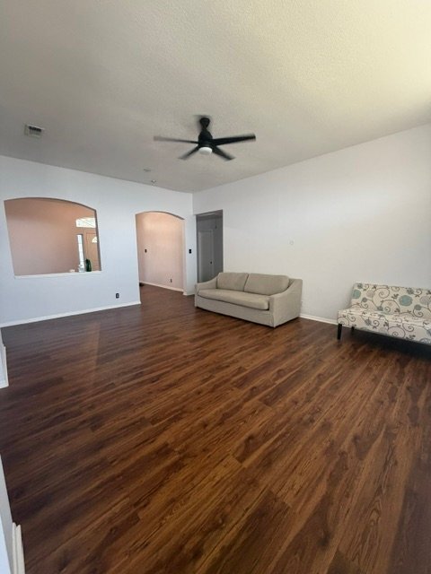 Building Photo - 4703 Oakley Farm