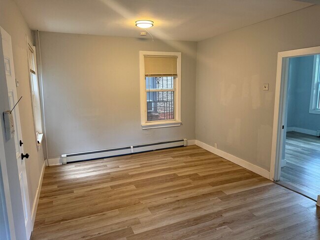 Building Photo - 89 Bostwick Ave