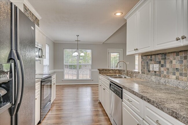 Building Photo - Columbia County ranch homes