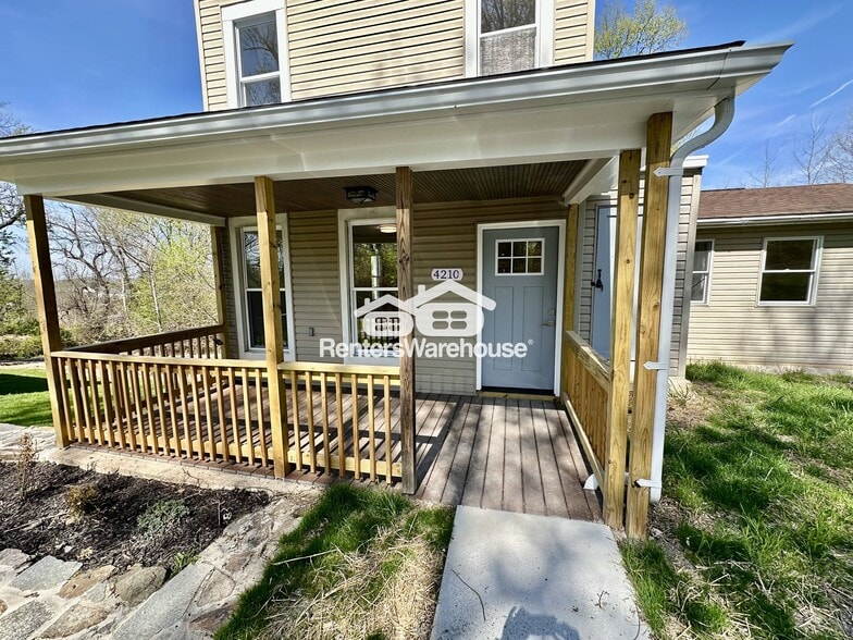 Building Photo - 4210 College Ave