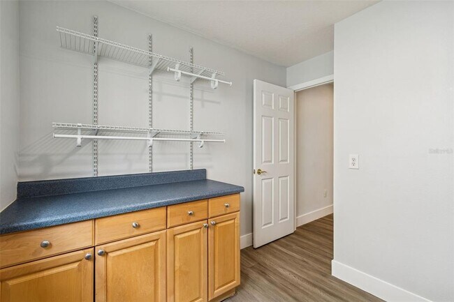 Building Photo - 18154 Sandy Pointe Dr