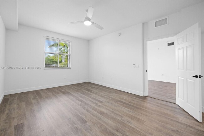 Building Photo - 10170 SW 7th St