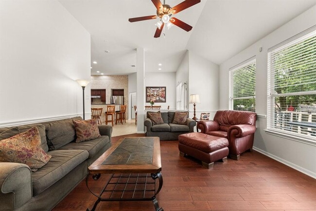 Building Photo - 2600 Lost Mine Tr