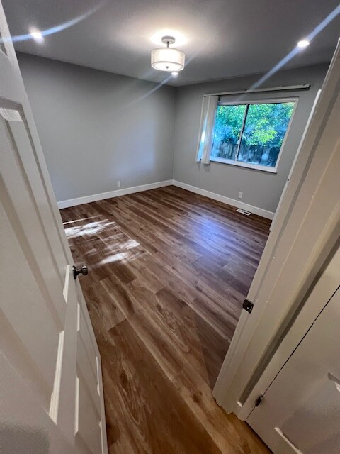 Building Photo - 917 San Anselmo Ave