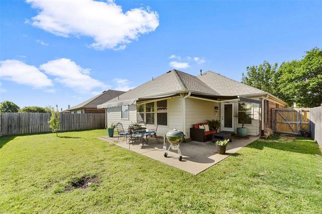Building Photo - 508 Hackberry Dr