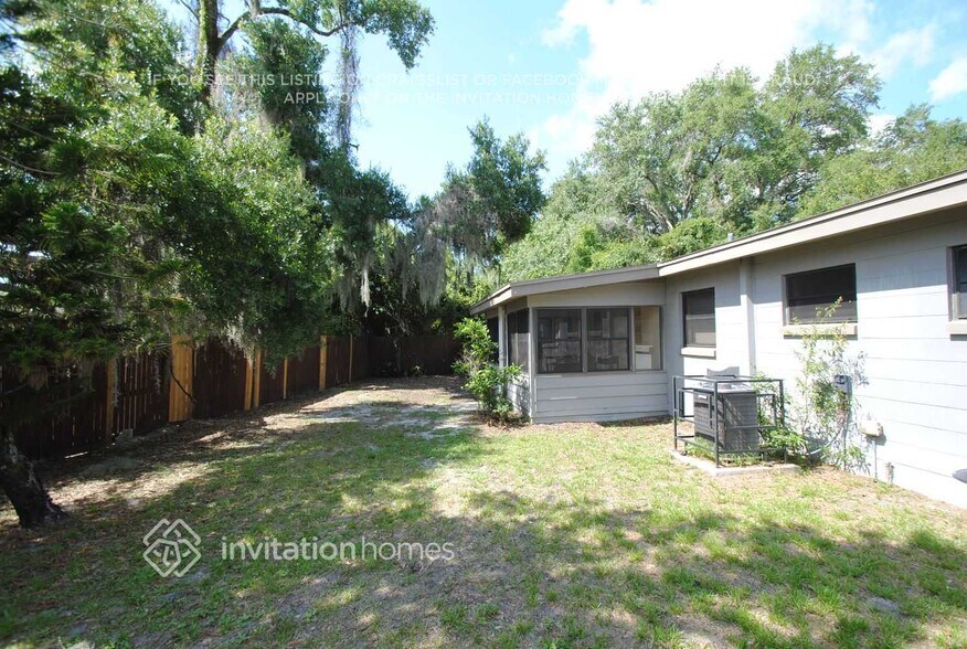 Building Photo - 5609 Sandalwood Dr