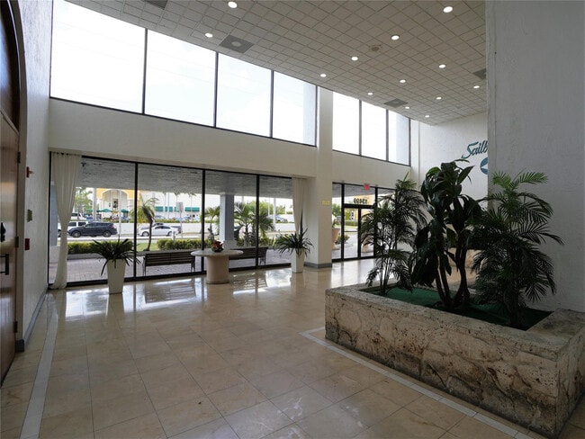 Building Photo - 13499 Biscayne Blvd