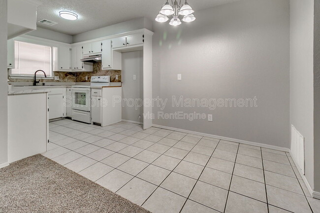 Building Photo - 129 SE 42nd St