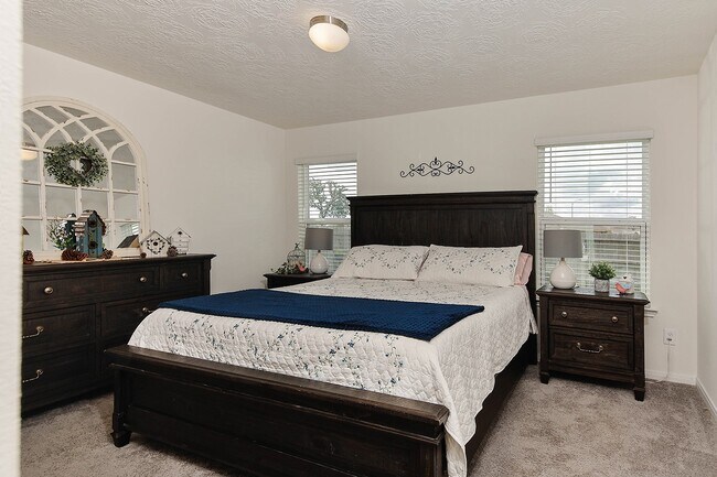 Building Photo - 41694 Sorrel Spring Ln