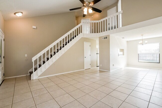 Building Photo - 1034 Burnett St