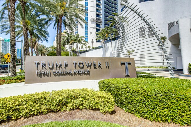 Primary Photo - 15901 Collins Ave