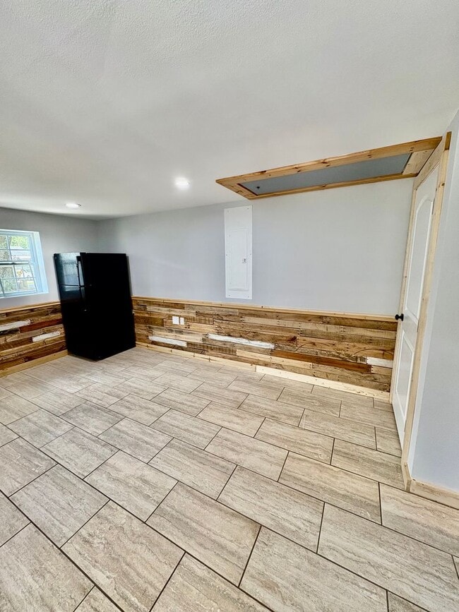 Building Photo - Charming One Bedroom ADU In The Heart Of W...