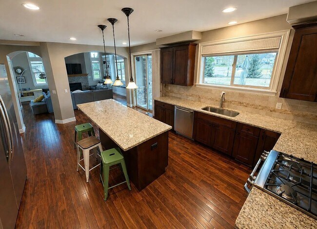 Building Photo - Bright Corner-Lot Home in Desirable Niwot Neighborhood