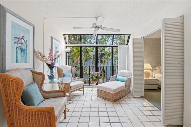 Building Photo - 5611 Gulf of Mexico Dr