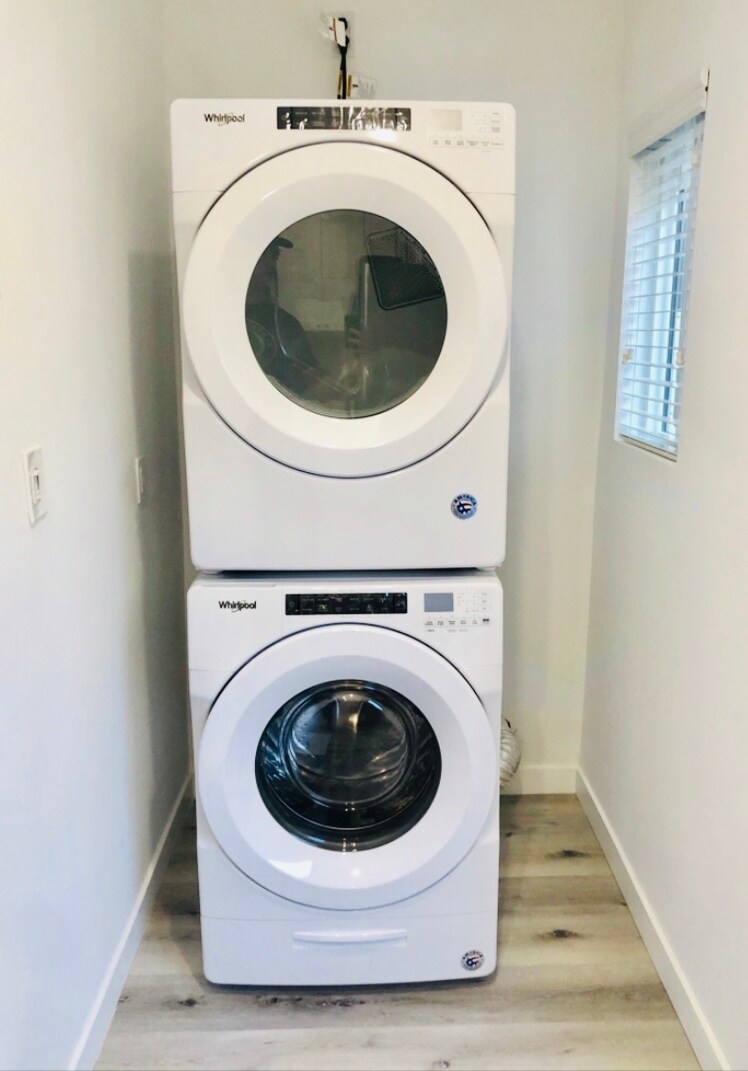 Laundry - 1235 S Muirfield Rd