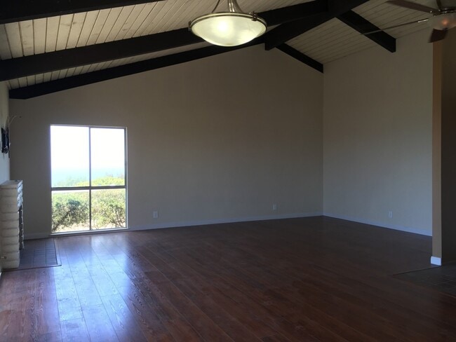 Building Photo - FANTASTIC Ocean Views!!