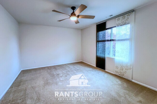 Building Photo - Spacious 4-Bedroom, 2.5-Bath Home with Open Layout in Lacey!