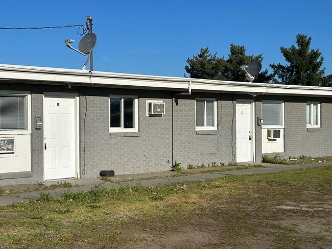 Building Photo - 928ru