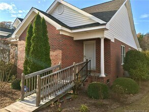 Building Photo - 614 Amberdale W Cir