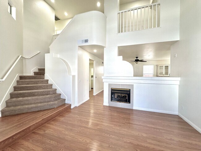 Building Photo - Cypress In The Hills At Summerlin By Lewis Homes