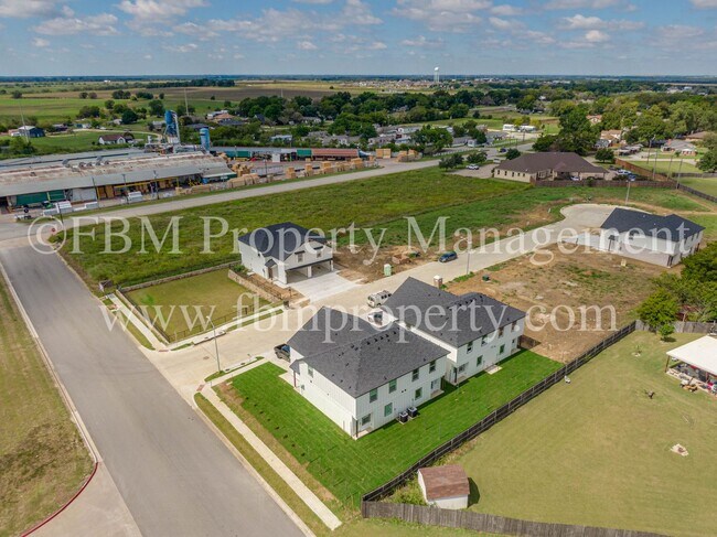 Building Photo - 920 Cooksey Ct