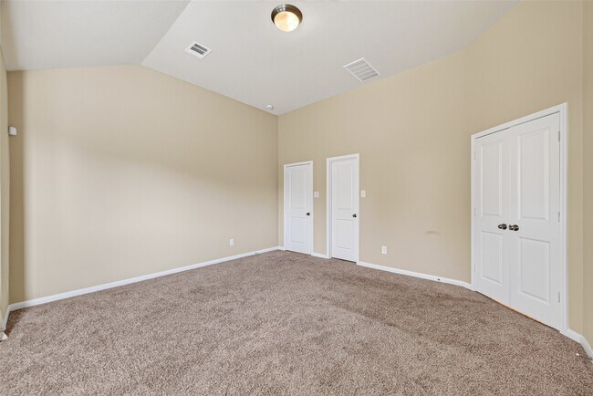Building Photo - 9718 Justin Ridge Ln