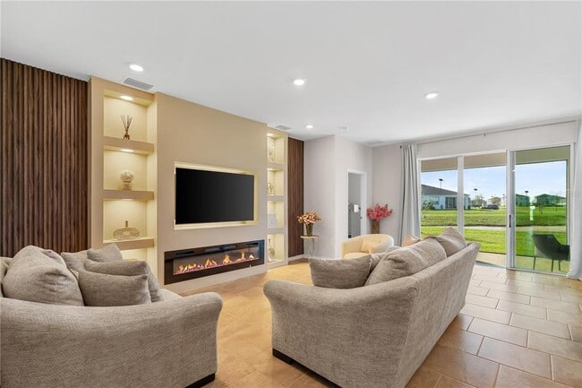 Building Photo - 32516 Osprey Peak Wy