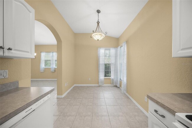 Building Photo - 4458 Corso Venetia Blvd