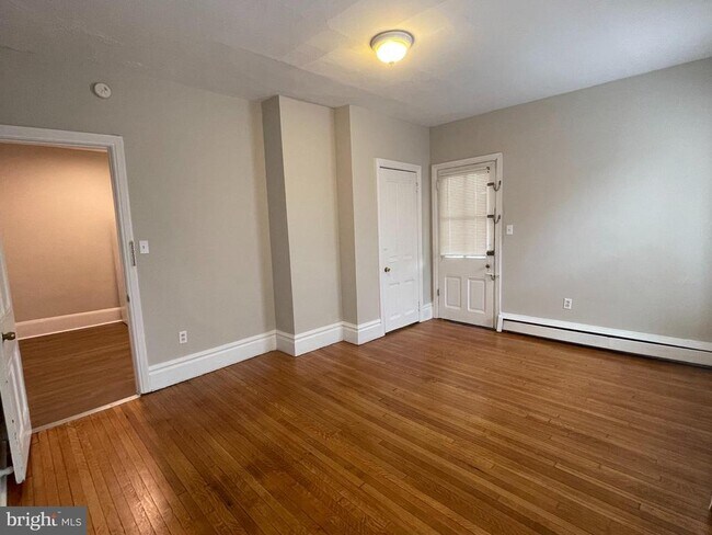 Building Photo - 1209 Gilpin Ave