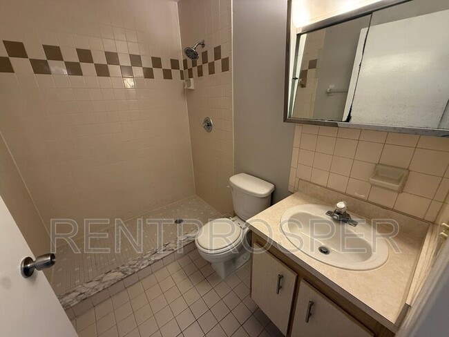 Building Photo - 4713 Meade Ln